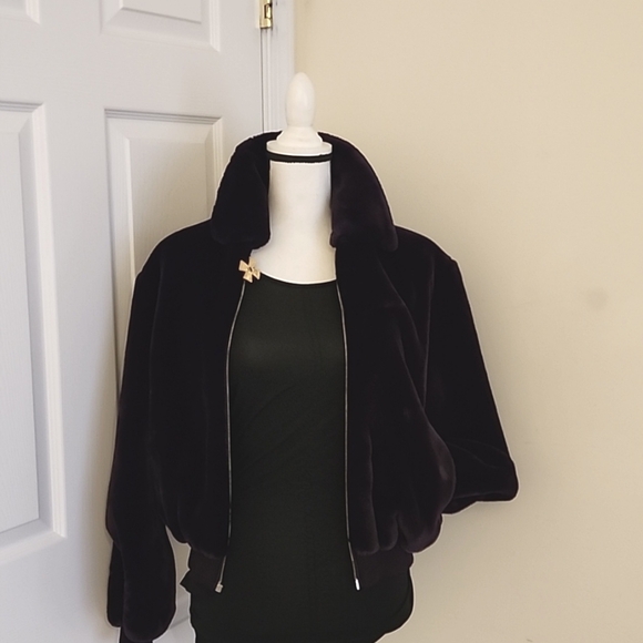Rare! St John Gold Zip Bomber Jacket Violet Faux Fur Embroidered Collar S - Picture 3 of 14